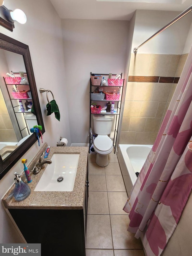 565 Van Kirk St, Philadelphia PA 19135-4011 exterior