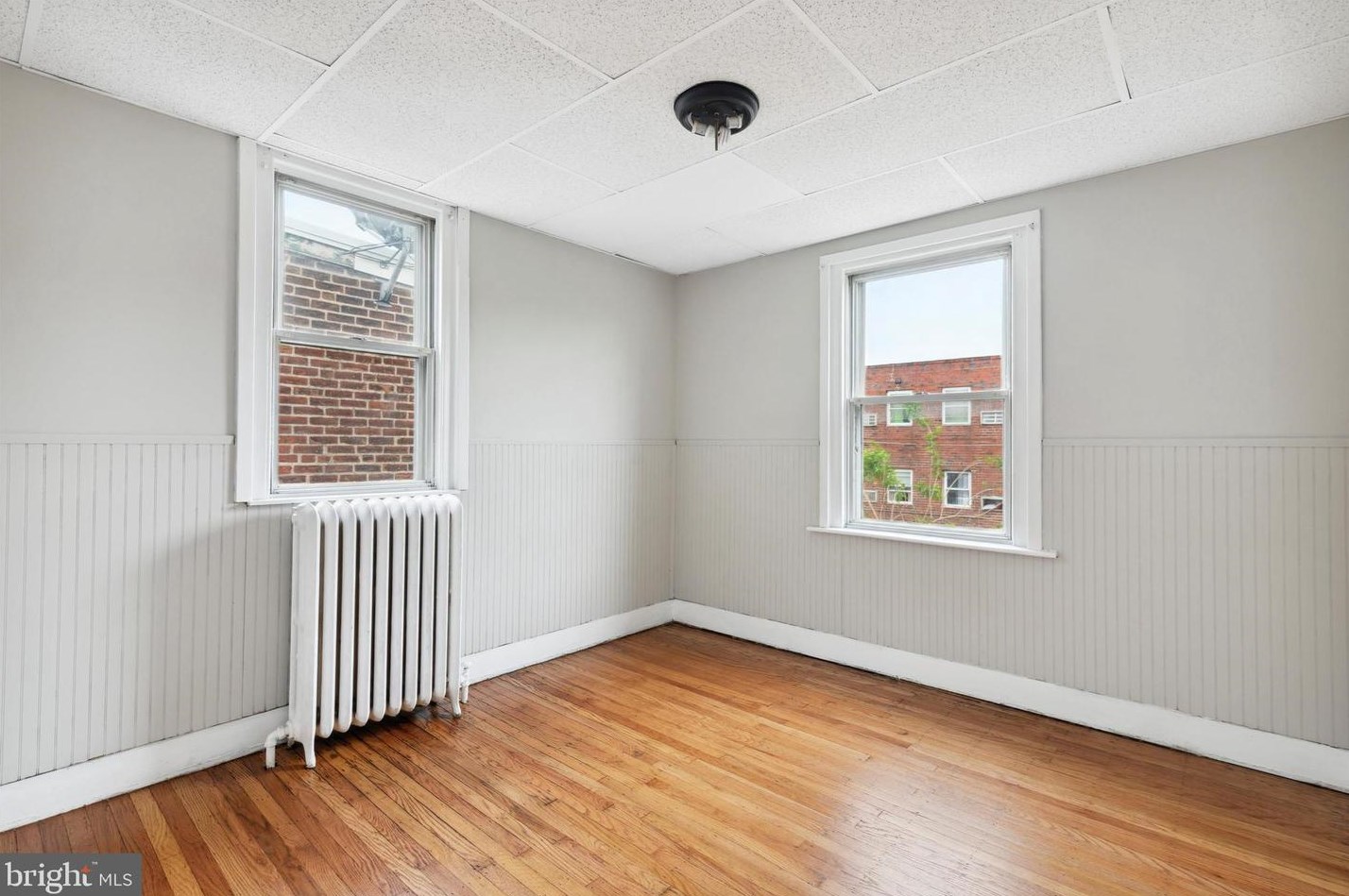 5224 Horrocks St, Philadelphia, PA 19124-1812