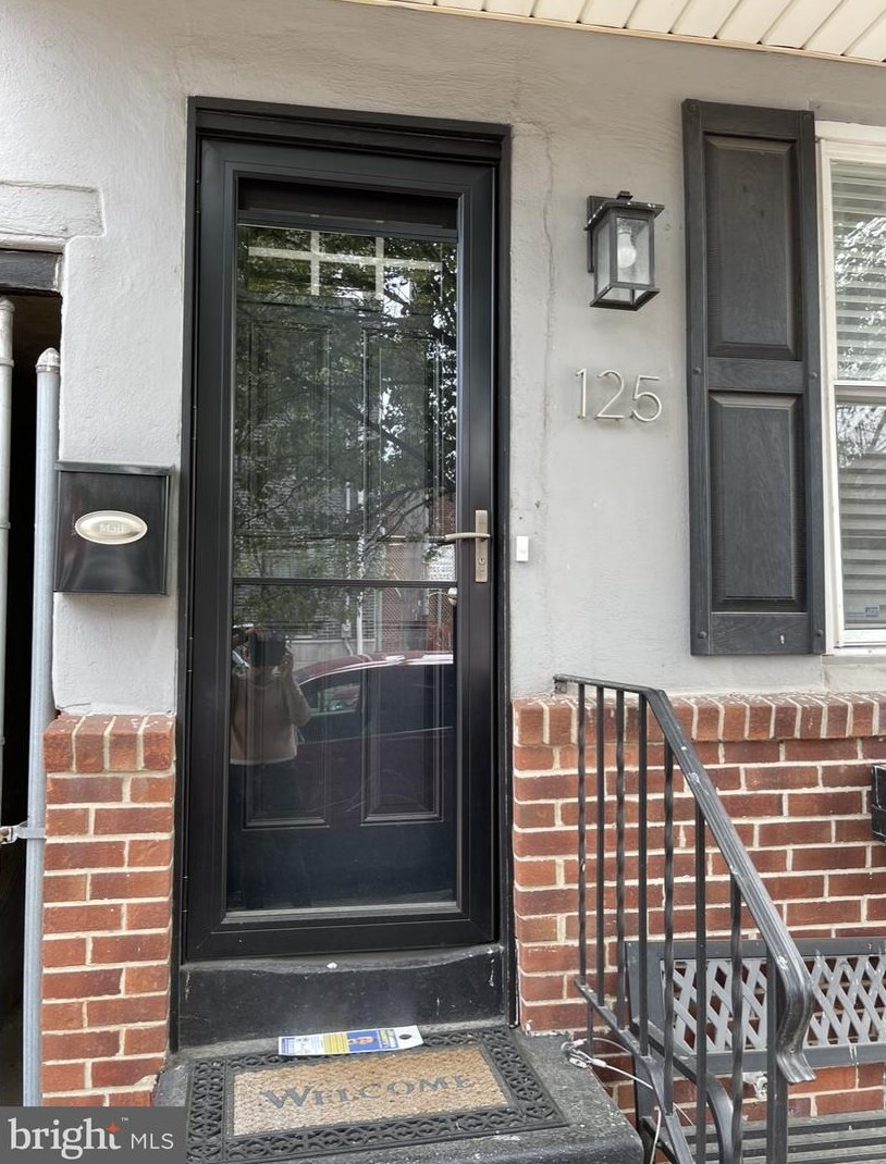 125 Tasker St, Philadelphia, PA 19148-0014