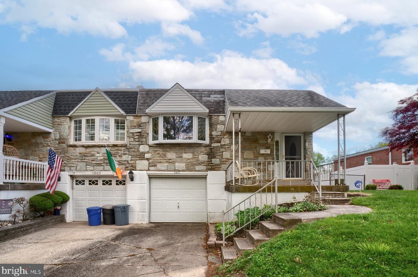 13067 Stevens Rd, Philadelphia, PA 19116-1334
