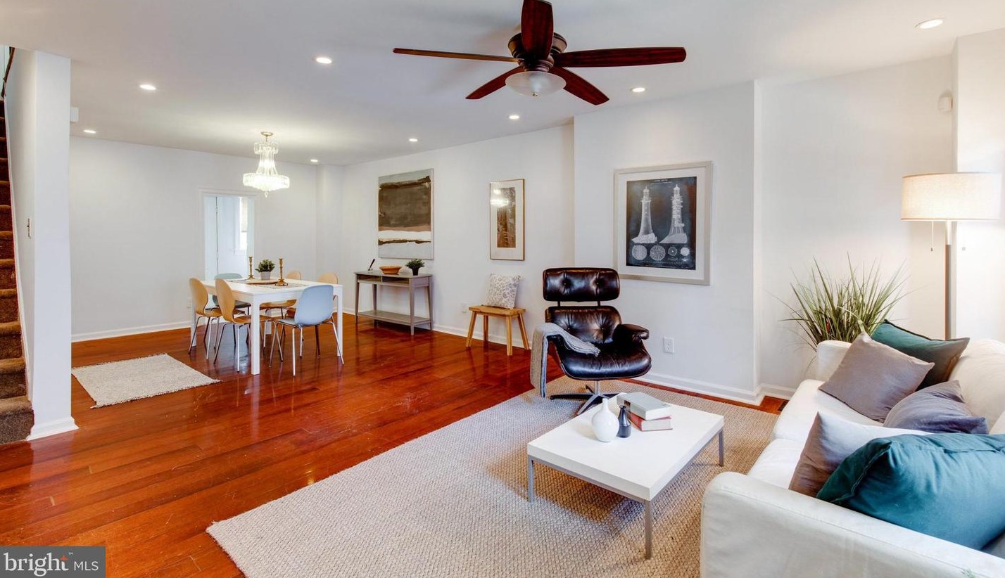 774 Harshaw St, Philadelphia, PA 19146-1820