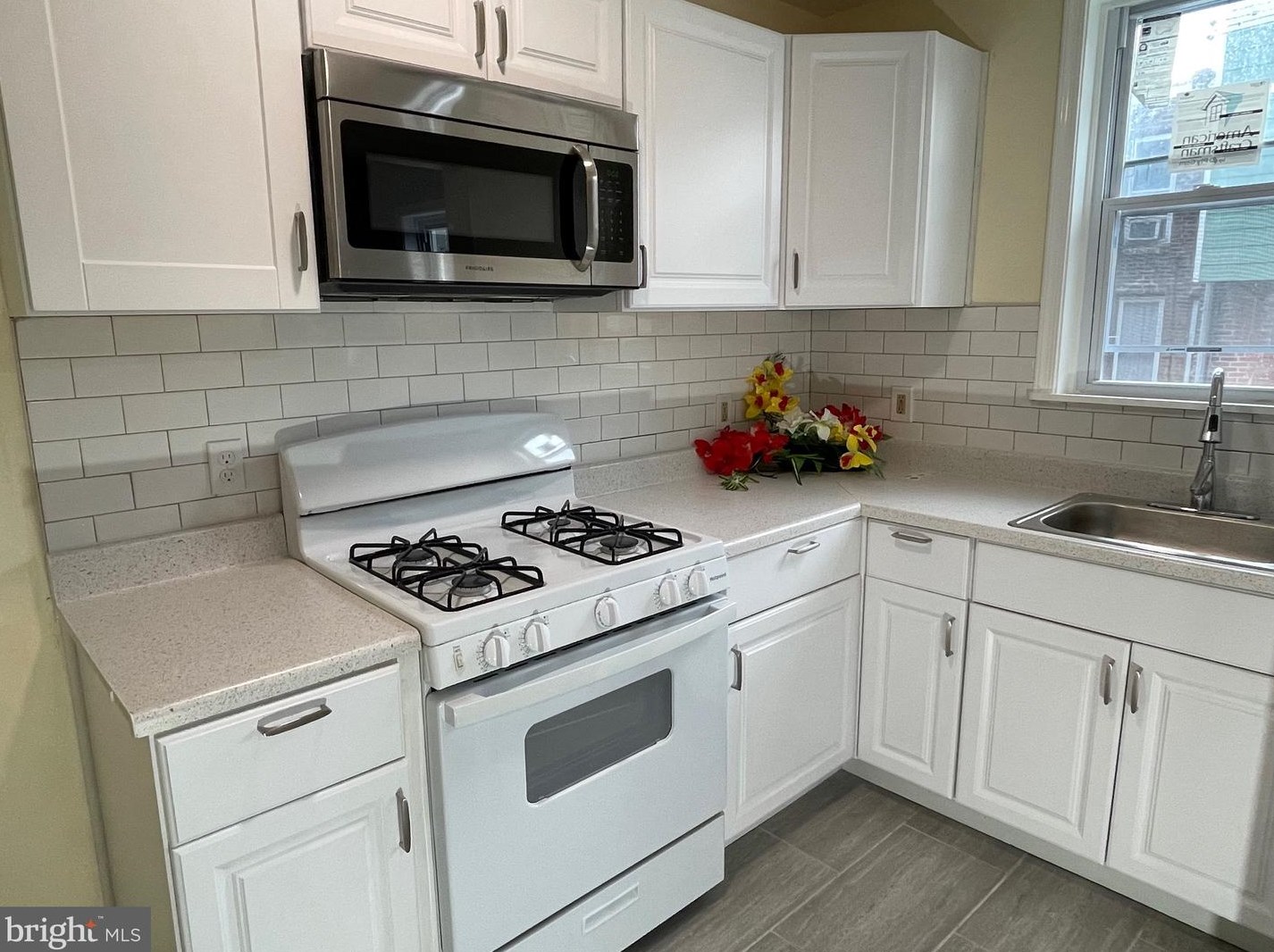 6524 Wheeler St, Philadelphia, PA 19142-2824