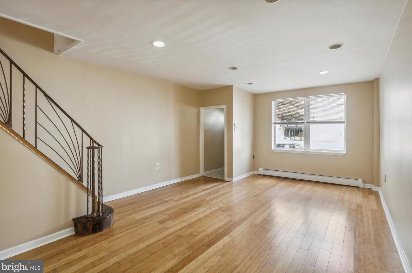 1140 Mifflin St, Philadelphia PA  19148-2110 exterior