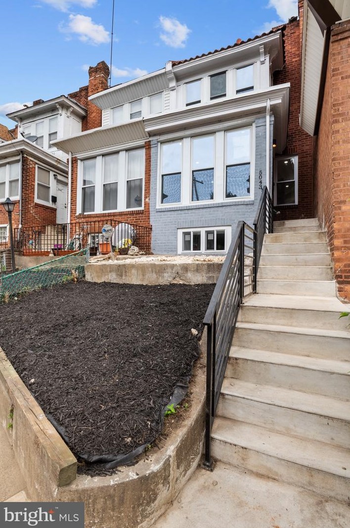 5043 Diamond St, Philadelphia, PA 19131