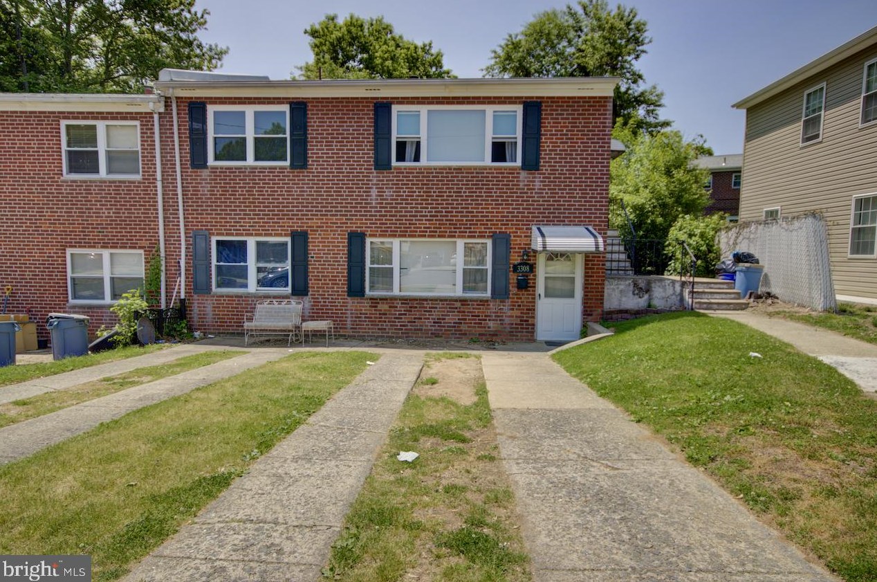 3308 Keswick Cir, Philadelphia, PA 19114-1638