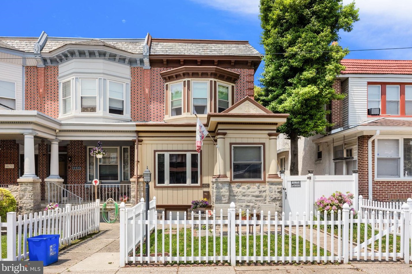 4642 Oakland St, Philadelphia, PA 19124-3126