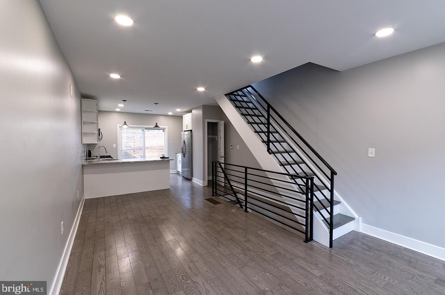 3215 Latona St, Philadelphia, PA 19146
