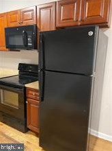 2327 Park Ave, Philadelphia, PA 19132-4512