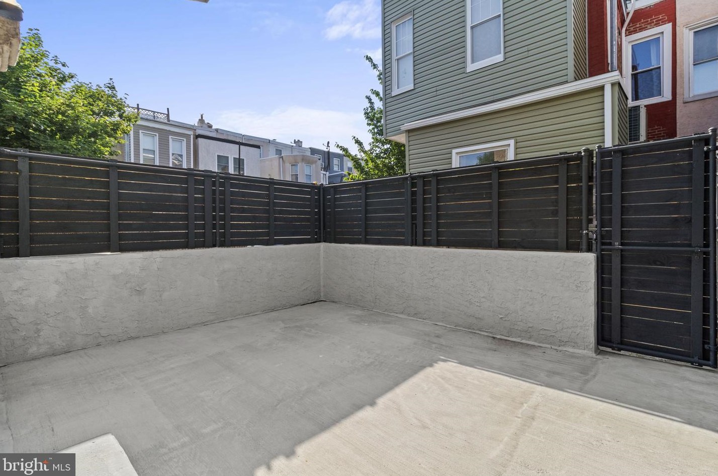 809 Thompson St, Philadelphia PA  19125-3509 exterior