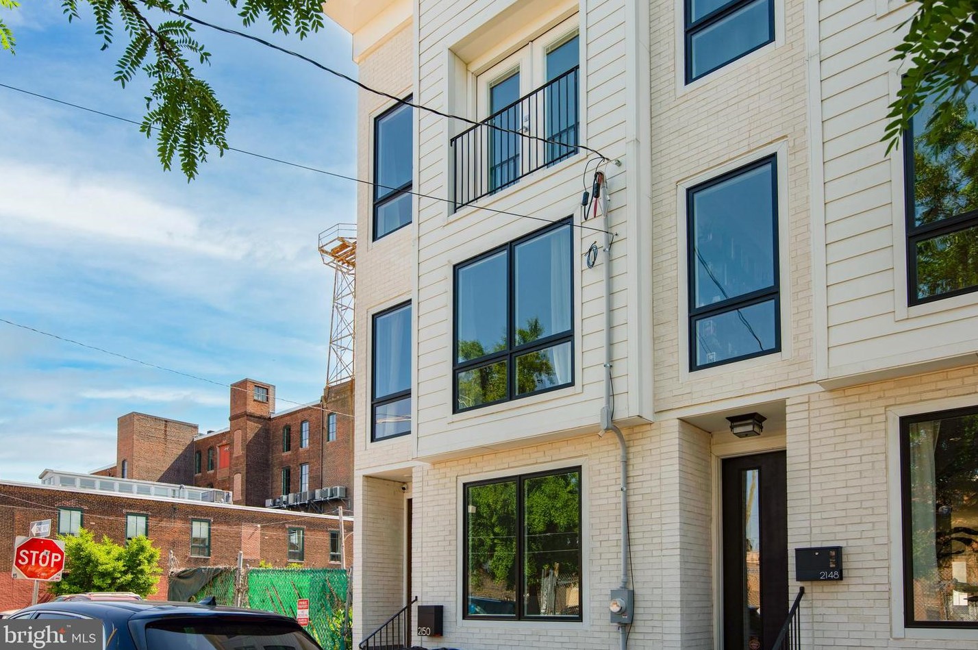 2150 Hazzard St, Philadelphia PA  19125-1710 exterior