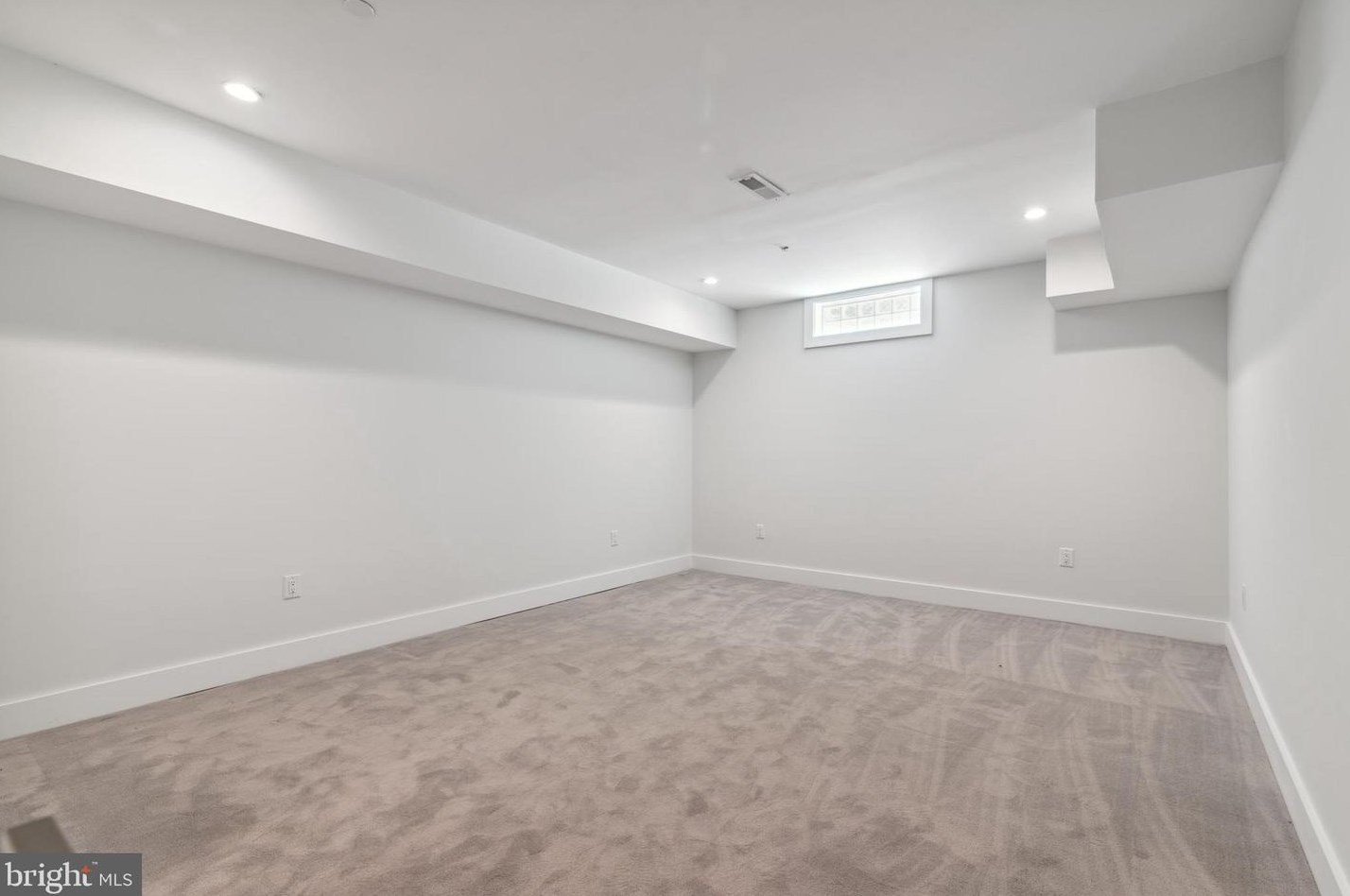 2150 Hazzard St, Philadelphia PA  19125-1710 exterior