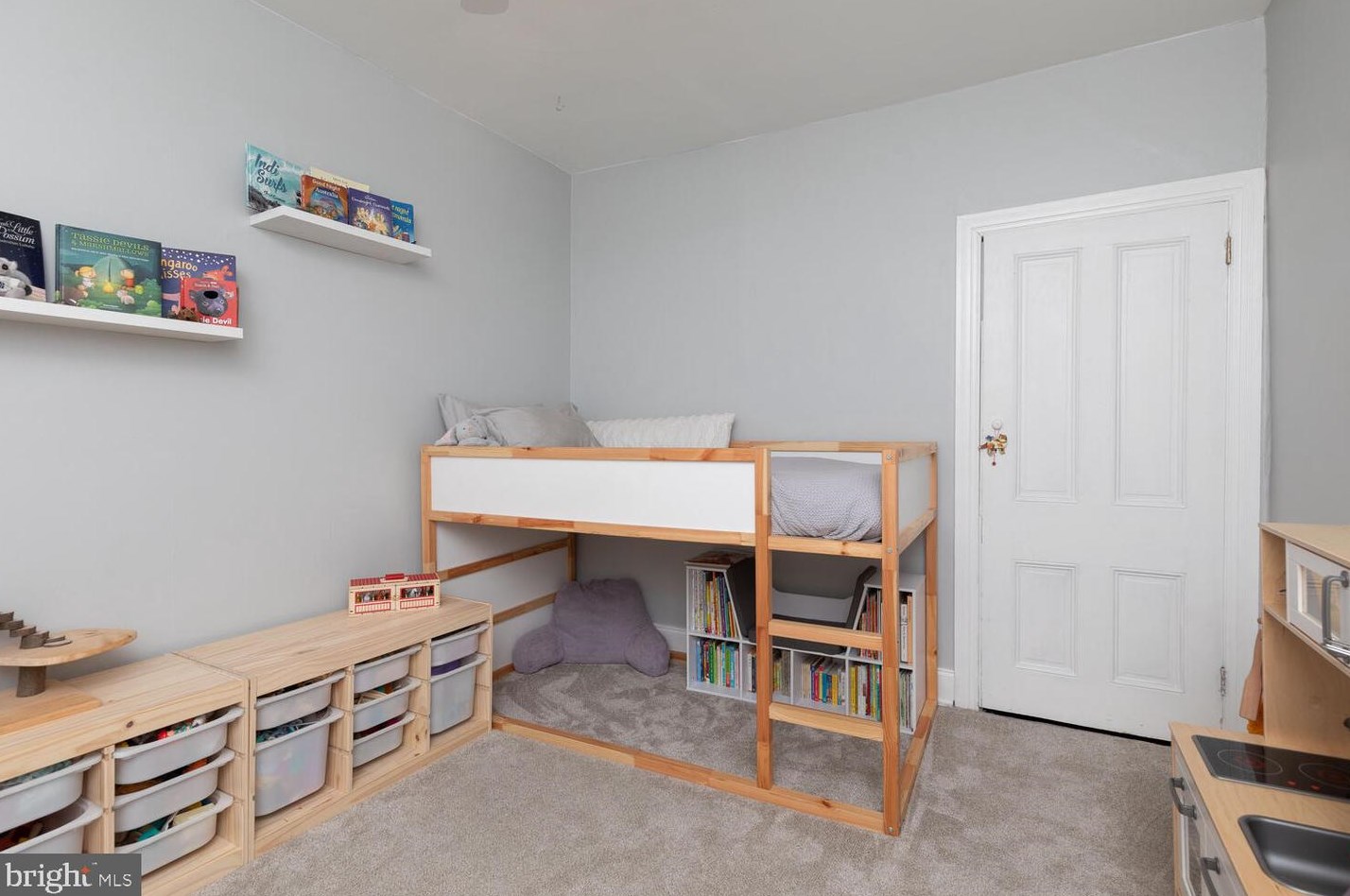 3424 Indian Queen Ln, Philadelphia PA 19129-1520 exterior