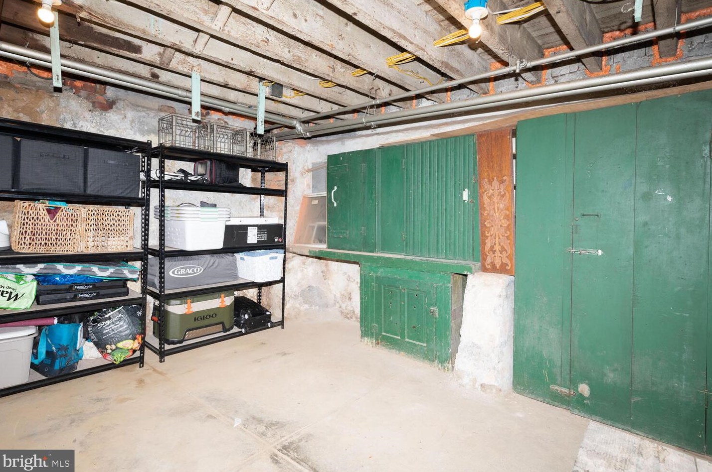 3424 Indian Queen Ln, Philadelphia PA 19129-1520 exterior