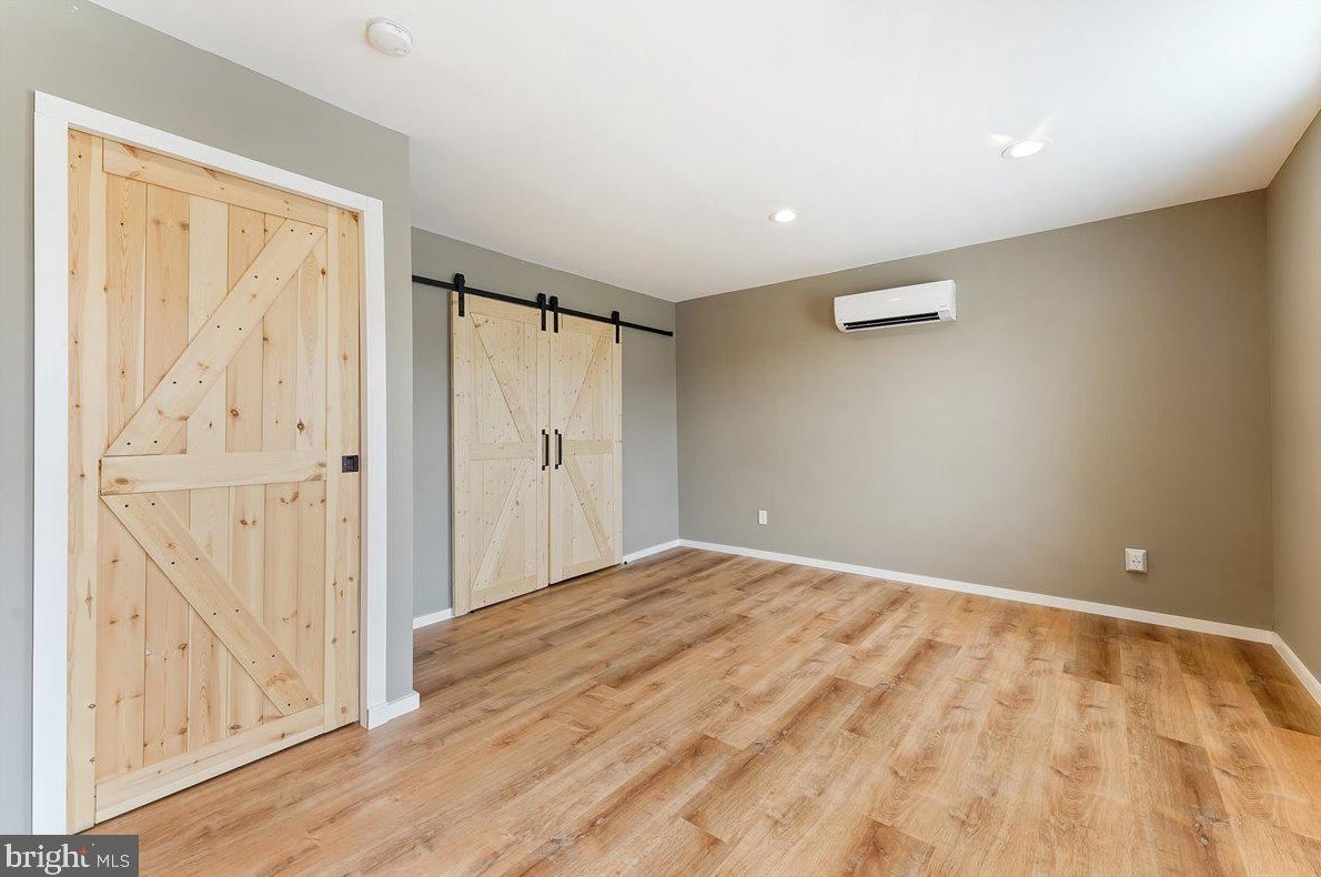 4114 Pechin St, Philadelphia PA  19128-3514 exterior