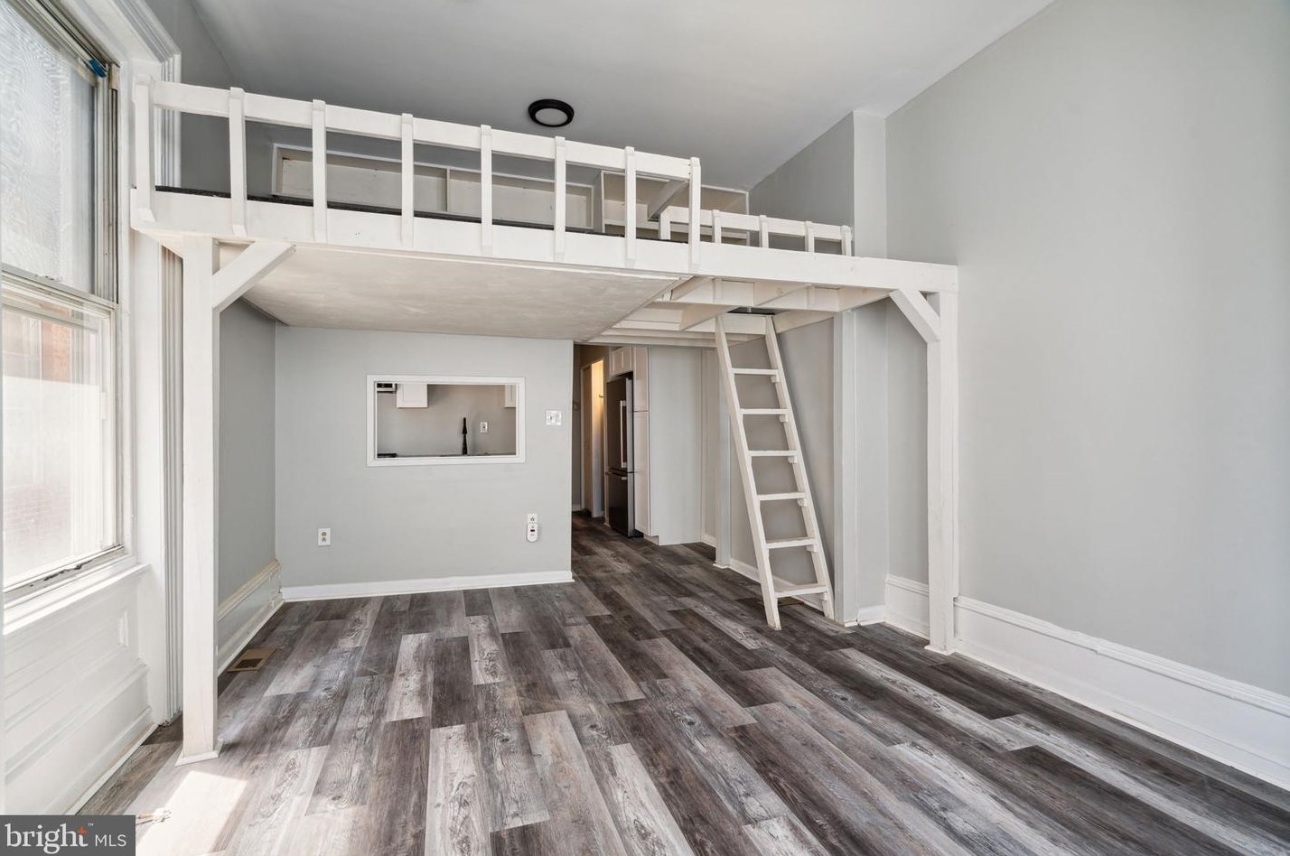 159 N 21st St #2r, Philadelphia, PA 19103