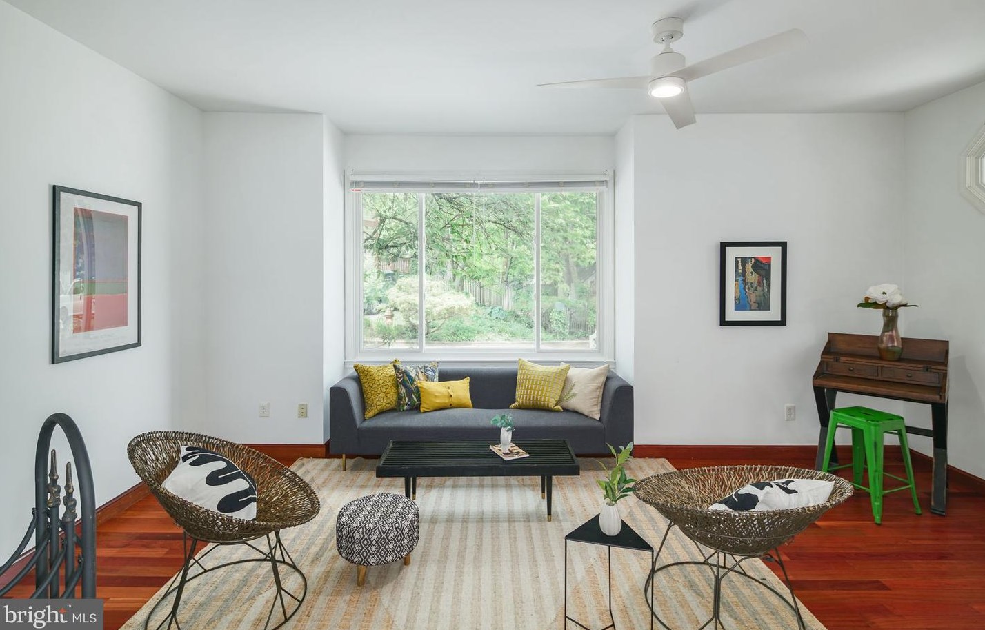 10 Station Ln, Philadelphia, PA 19118-2939