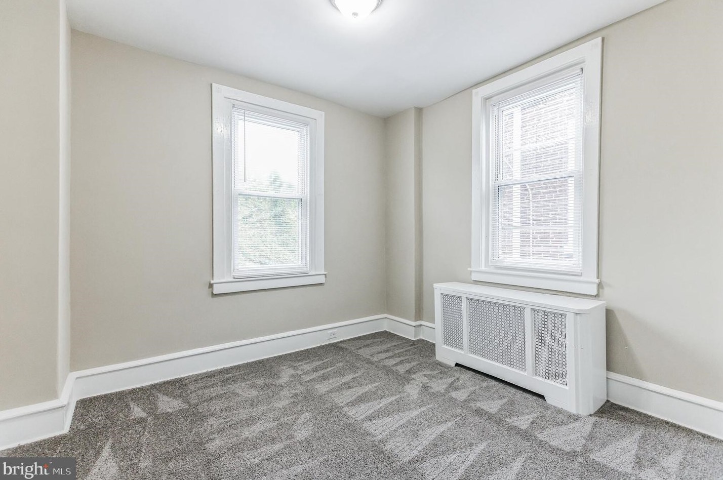 5522 7th St, Philadelphia PA 19120-2709 exterior