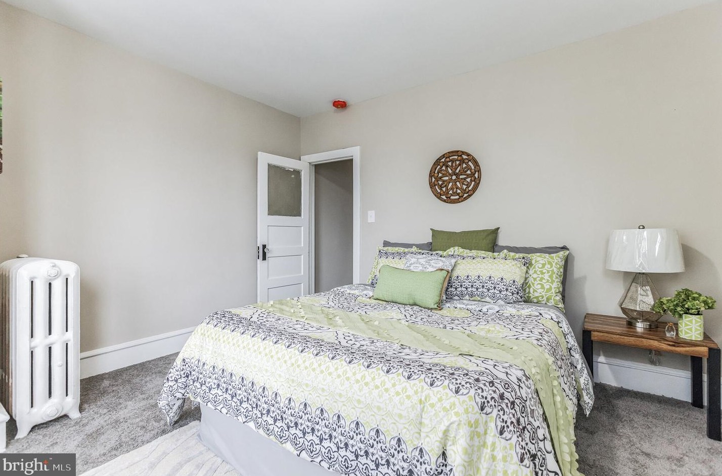 5522 7th St, Philadelphia PA 19120-2709 exterior