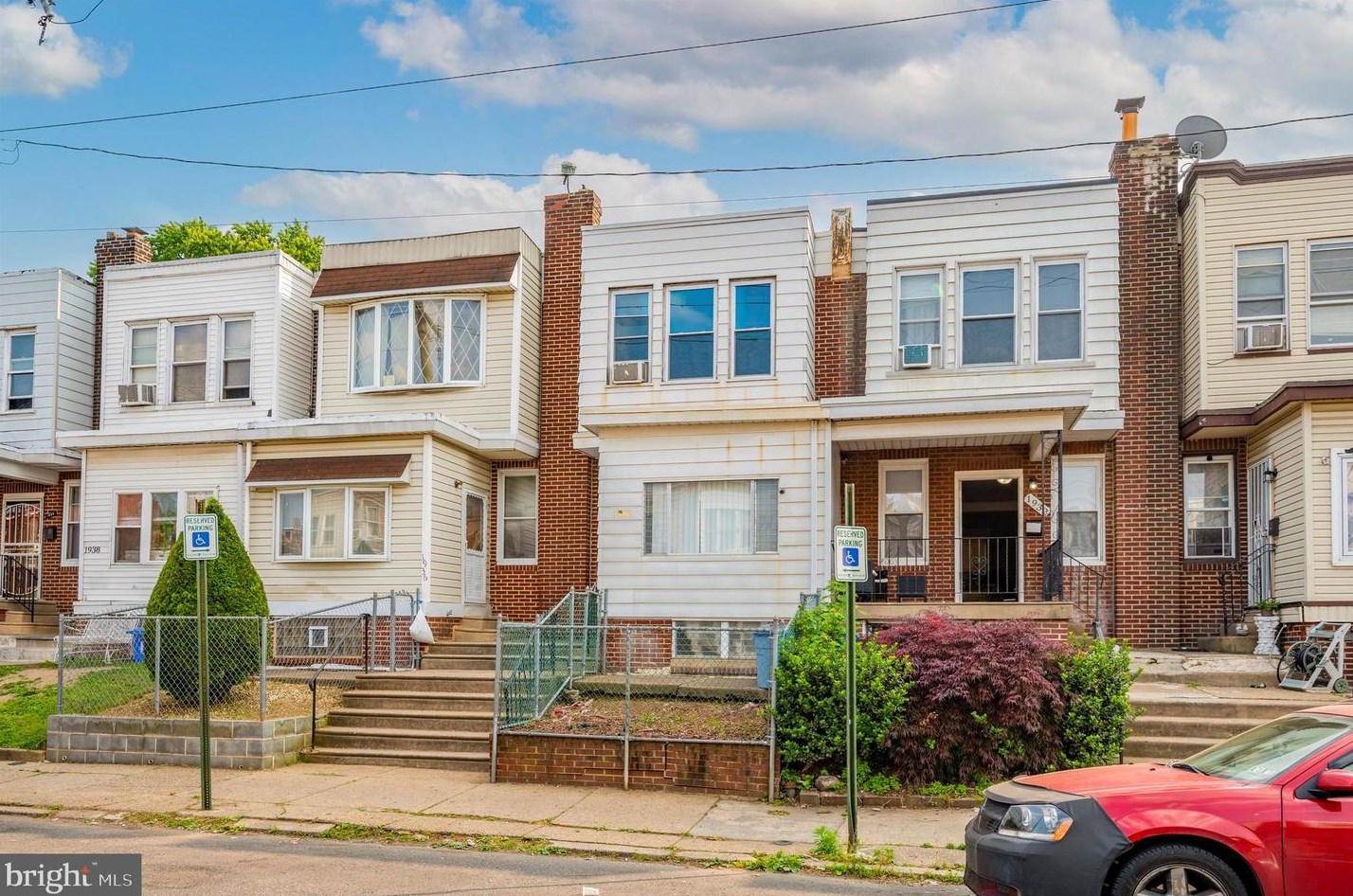 1934 Pike St, Philadelphia, PA 19124-4432