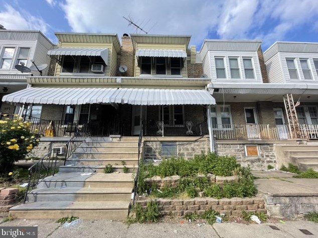 981 Carver St, Philadelphia PA  19124-1037 exterior