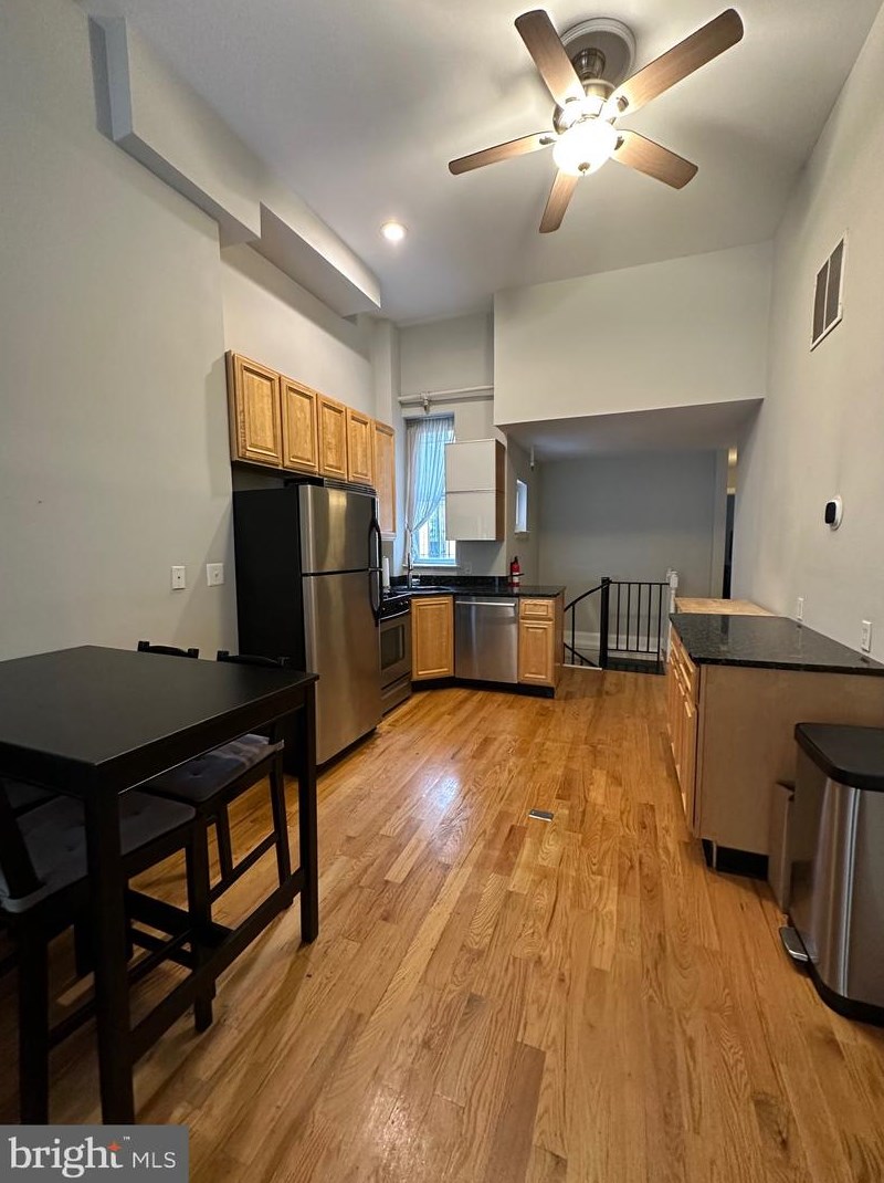 1928 Christian St #a, Philadelphia, PA