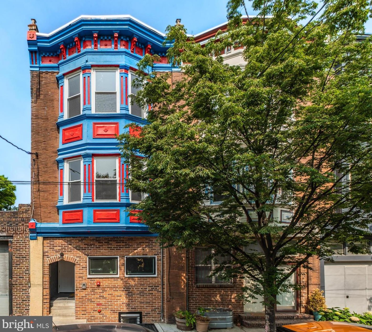 764 S 5th St #2r, Philadelphia, PA 19147