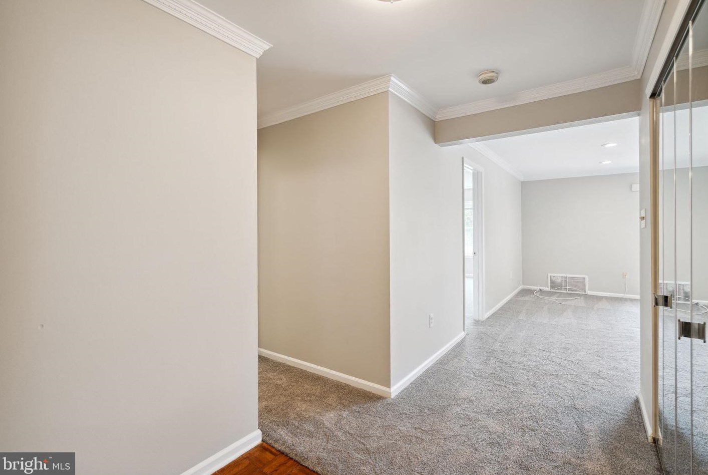 72202 Delaire Landing Rd, Philadelphia PA  19114-5434 exterior