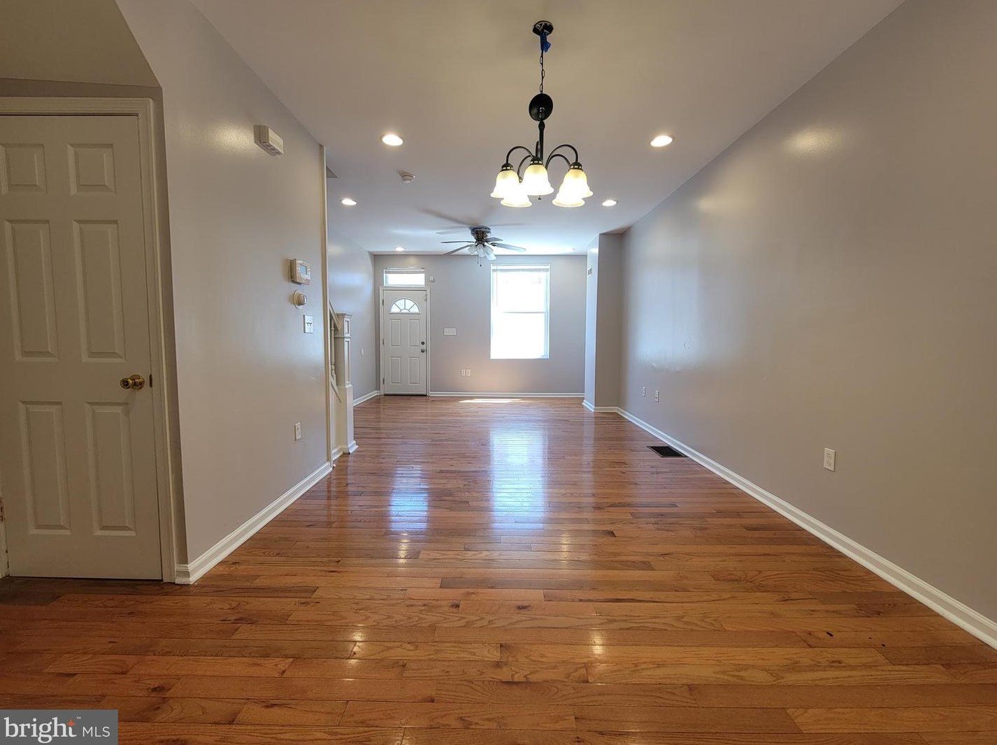 2221 W Firth St, Philadelphia, PA 19132