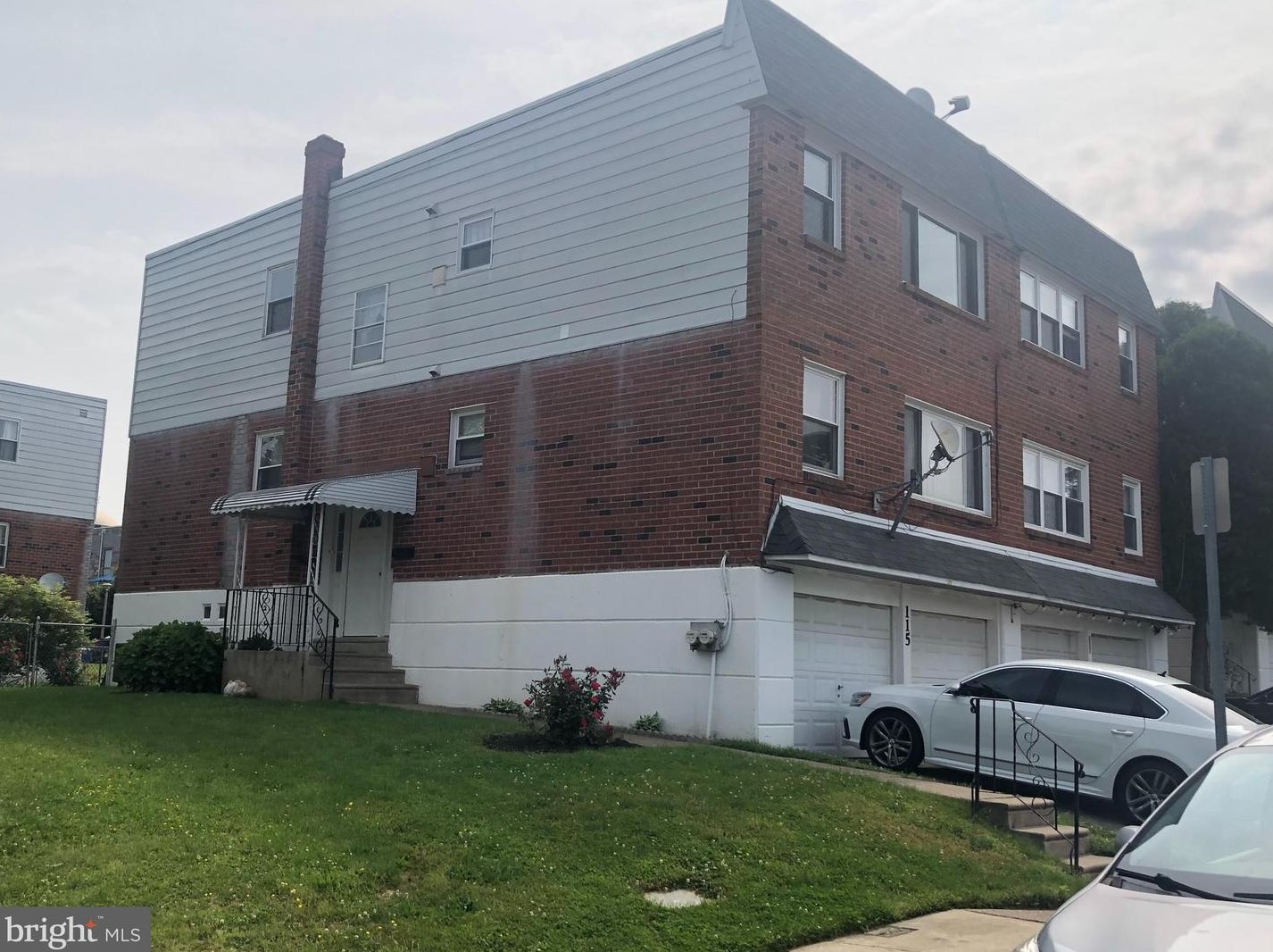 115 Nandina St, Philadelphia, PA 19116