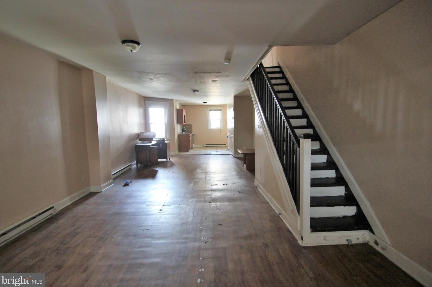 5653 Florence Ave, Philadelphia, PA 19143-4625