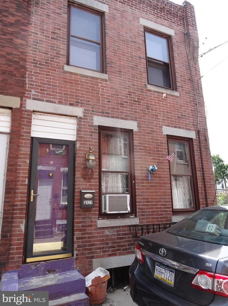 3121 Weikel St, Philadelphia, PA 19134-3809