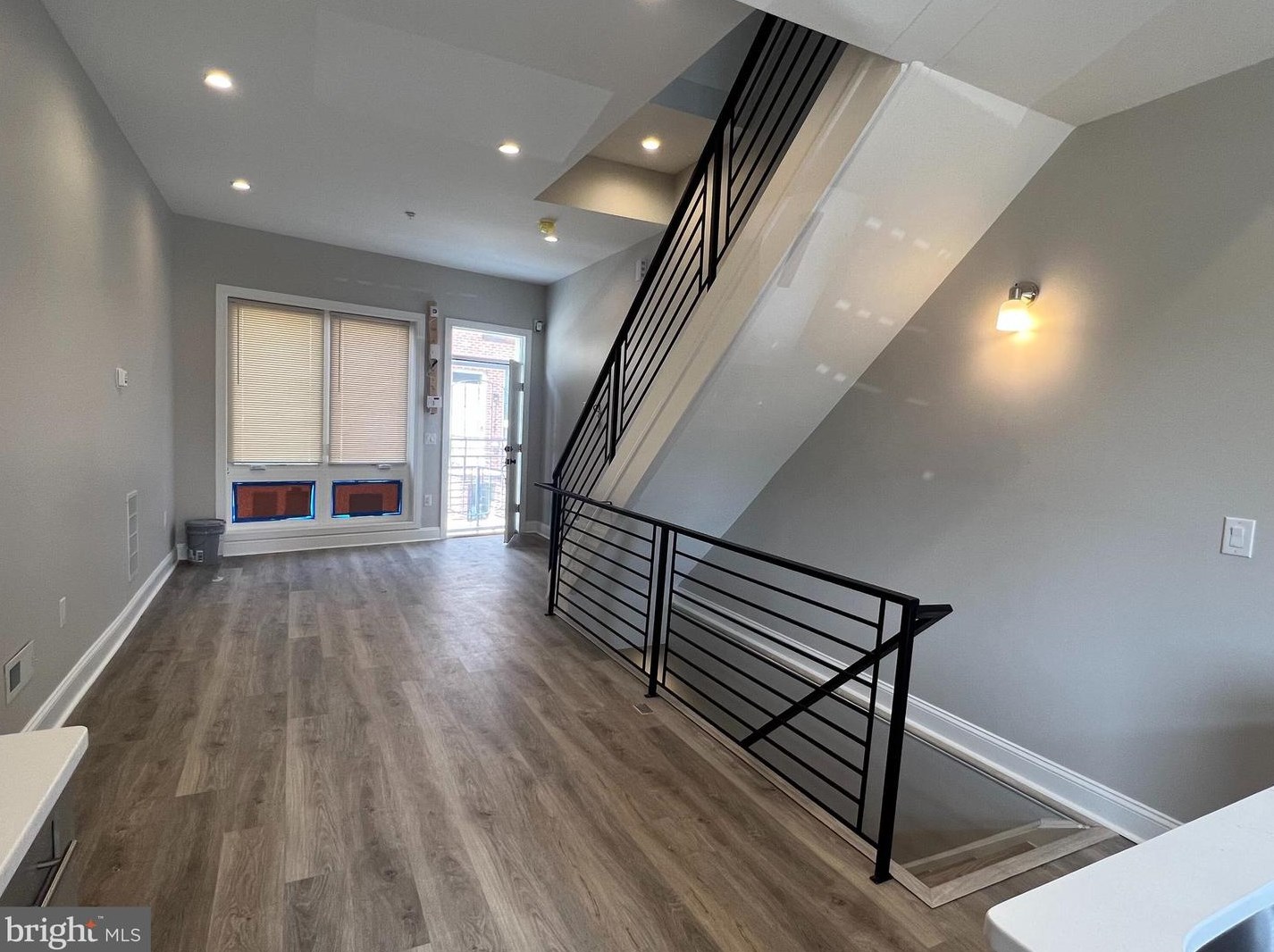 2123 Fairhill St, Philadelphia PA  19122-1432 exterior