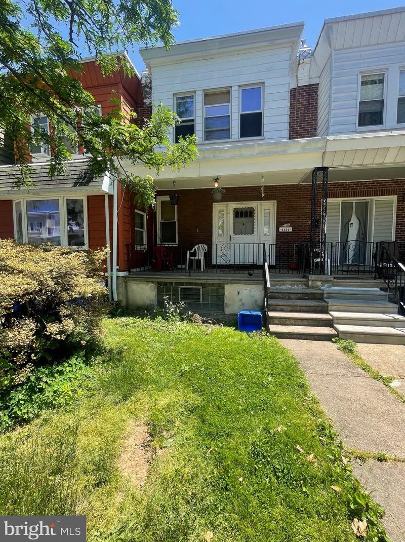 5329 Akron St, Philadelphia, PA 19124-1219