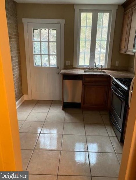 4147 Tower St, Philadelphia PA  19127-1622 exterior