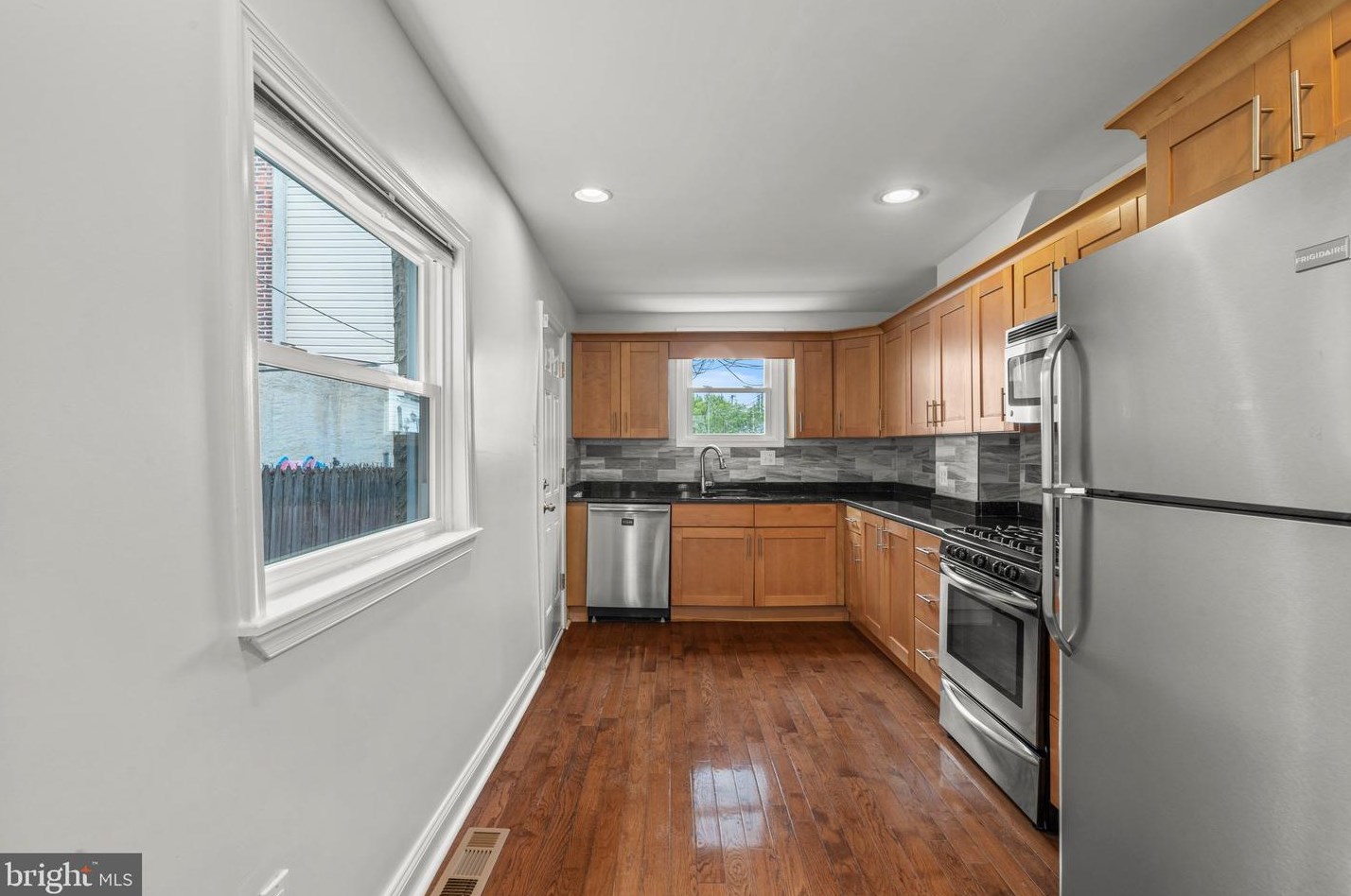 2529 Memphis St, Philadelphia PA  19125-2231 exterior
