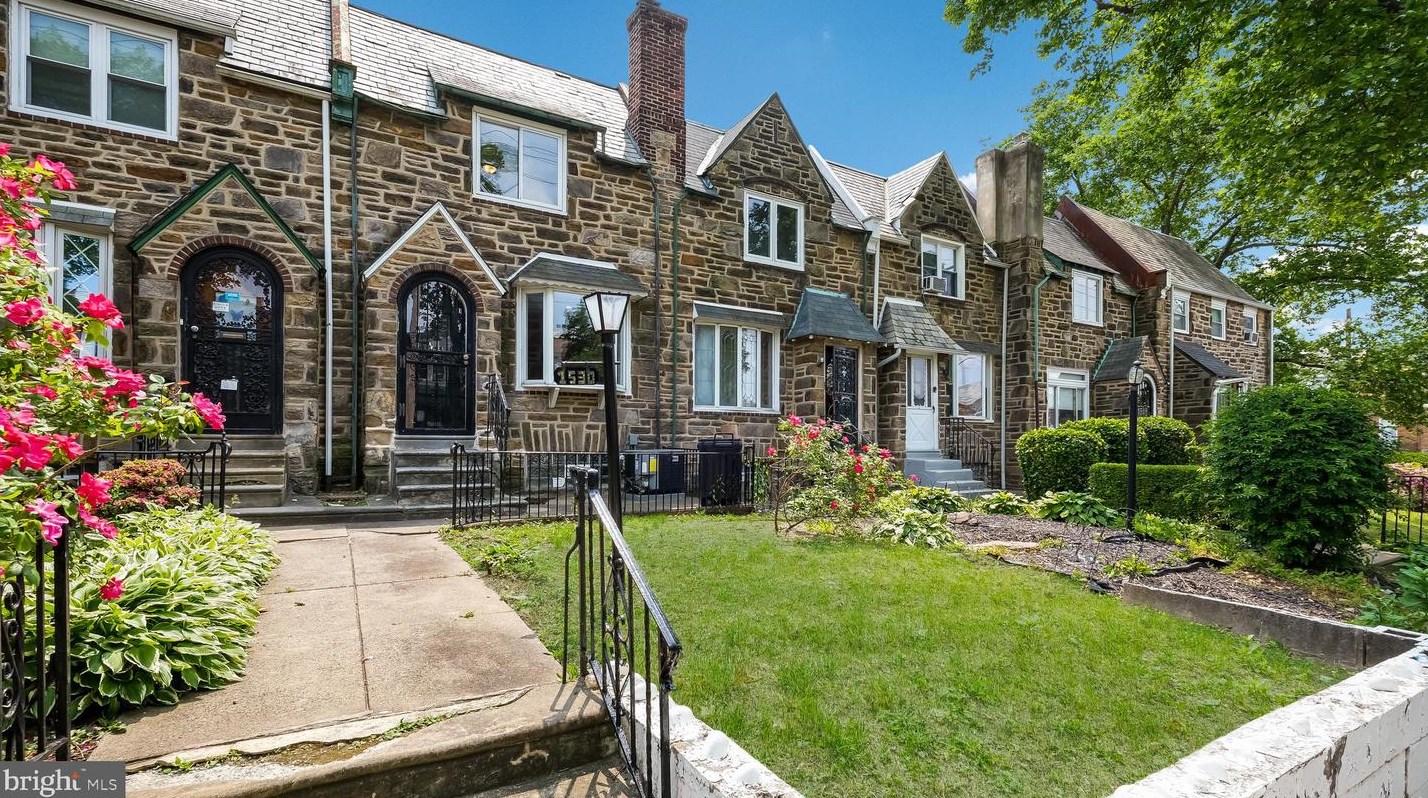 1530 66th Ave, Philadelphia, PA 19126-2765