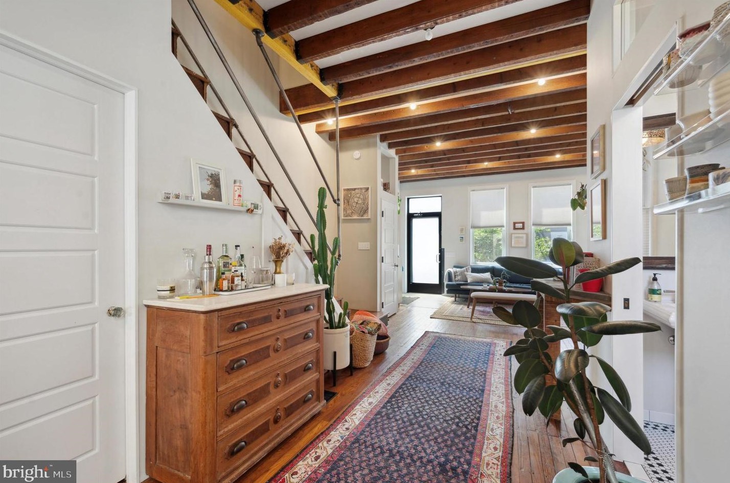 843 Thompson St, Philadelphia, PA 19125-3509