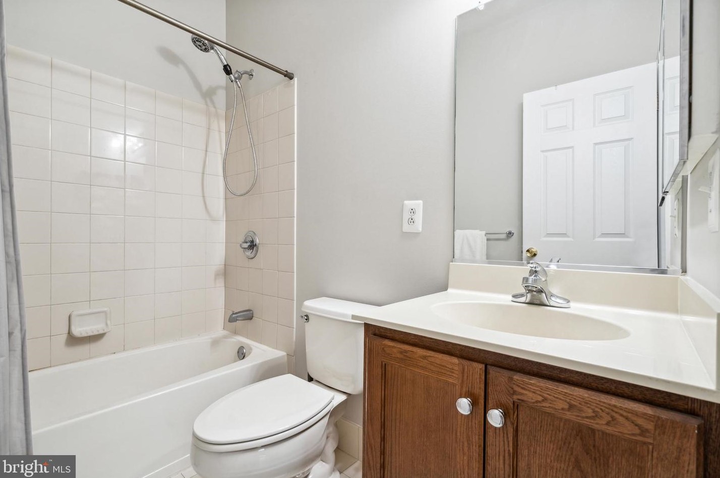 30 Brewerytown Ct, Philadelphia PA 19121-4431 exterior