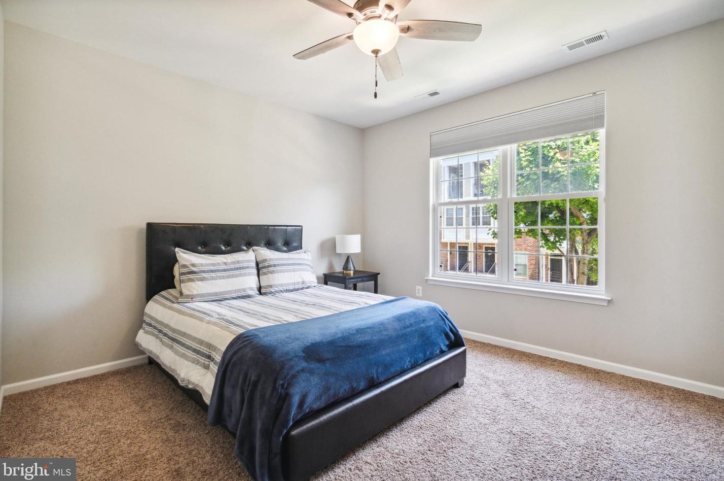 30 Brewerytown Ct, Philadelphia PA 19121-4431 exterior