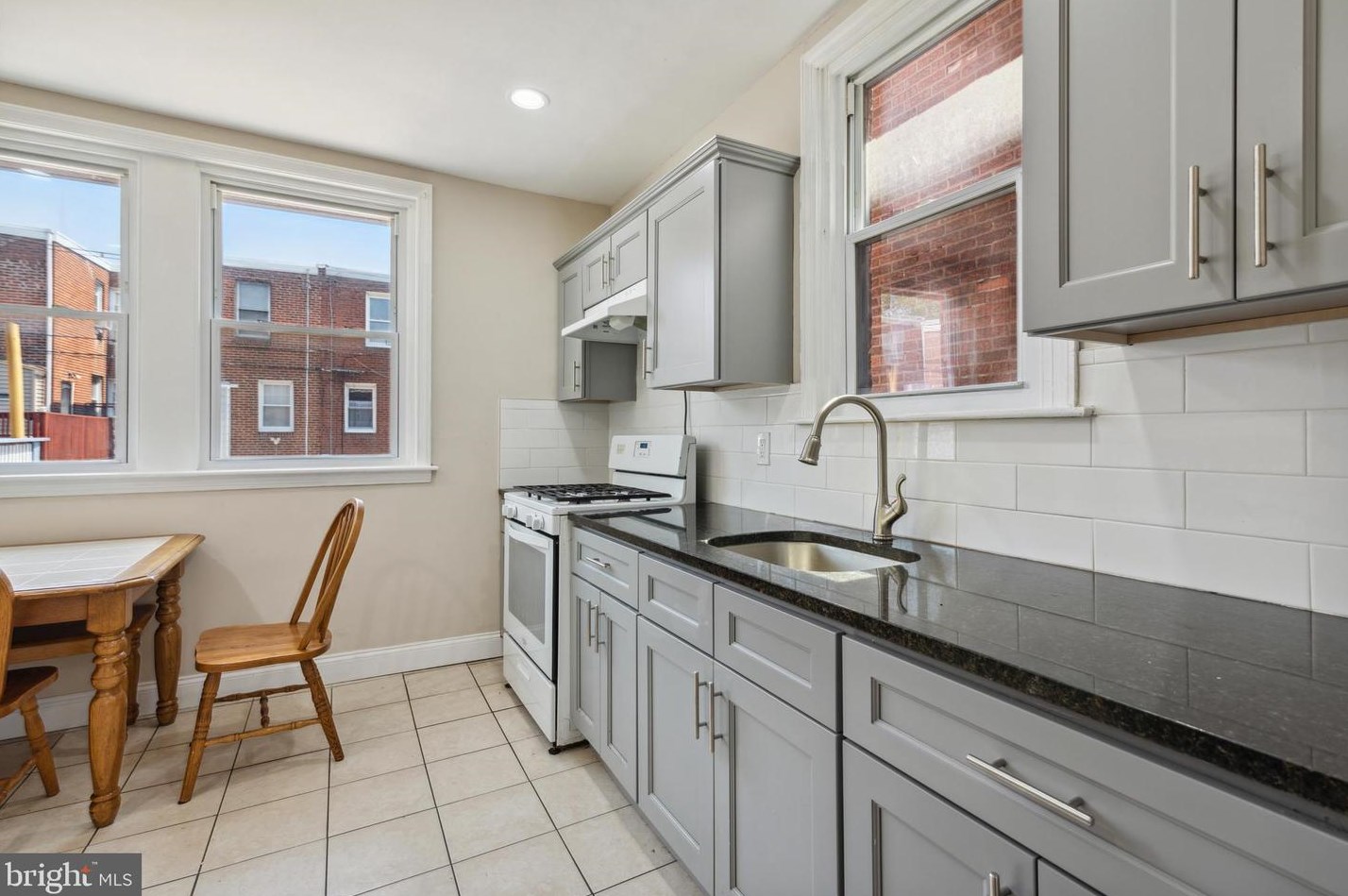 515 Sanger St, Philadelphia PA 19120-1719 exterior