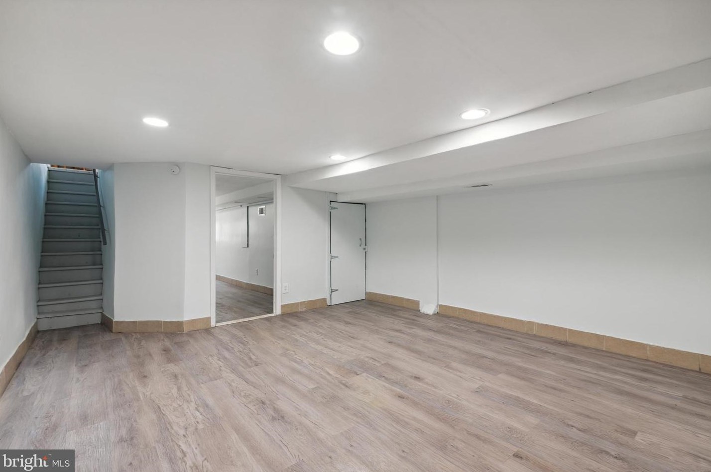 515 Sanger St, Philadelphia PA 19120-1719 exterior