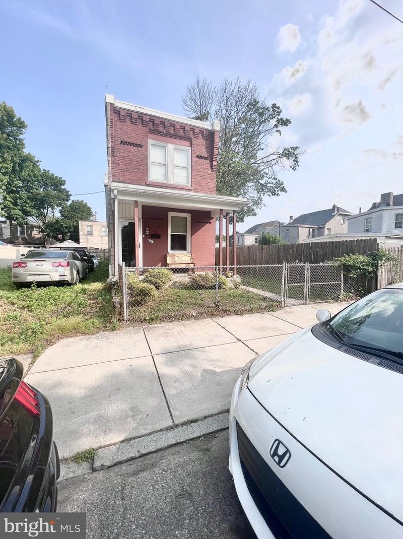 6813 Vandike St, Philadelphia, PA 19135-2315