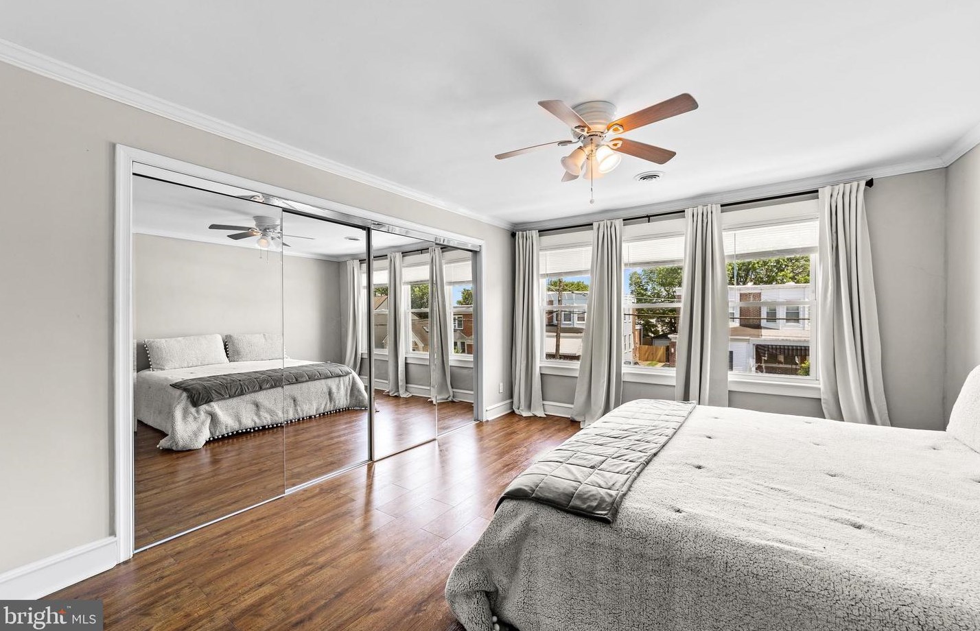 6330 Argyle St, Philadelphia, PA 19111-5624