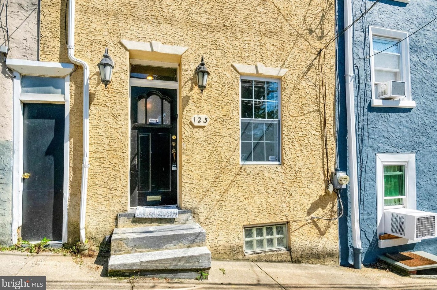 123 Pensdale St, Philadelphia PA  19127-1610 exterior