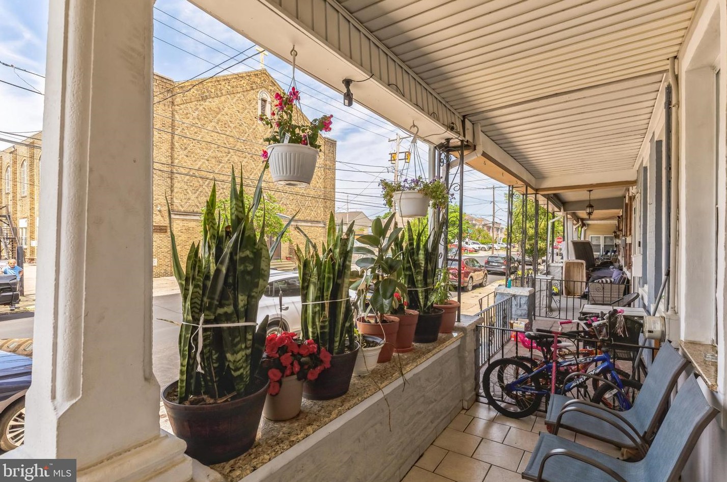 2721 Venango St, Philadelphia, PA 19134-6114