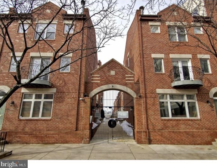 212 S 24th St #p82, Philadelphia, PA 19103