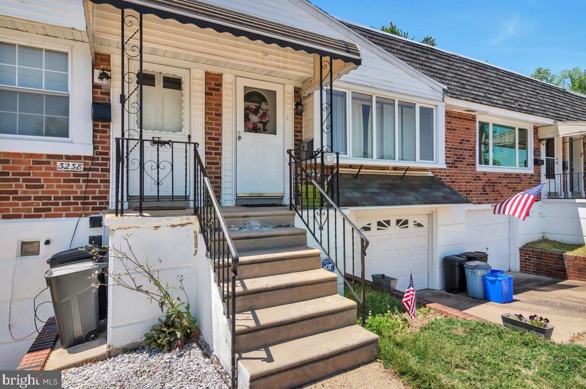 3236 Rhett Rd, Philadelphia, PA 19154-3325