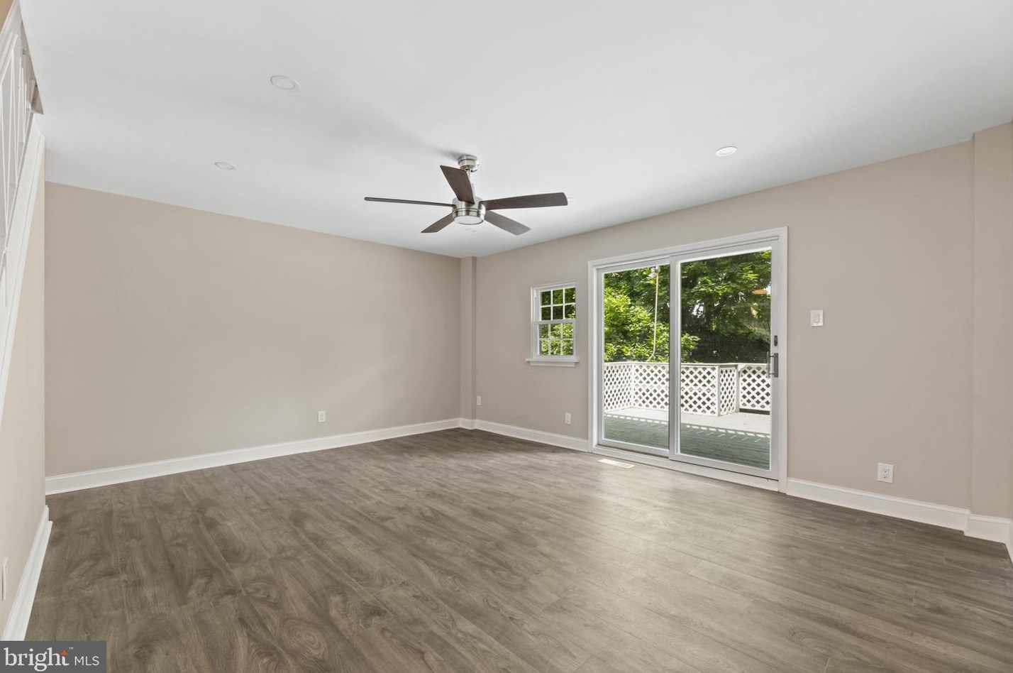 3579 Nottingham Ln, Philadelphia PA 19114-1403 exterior