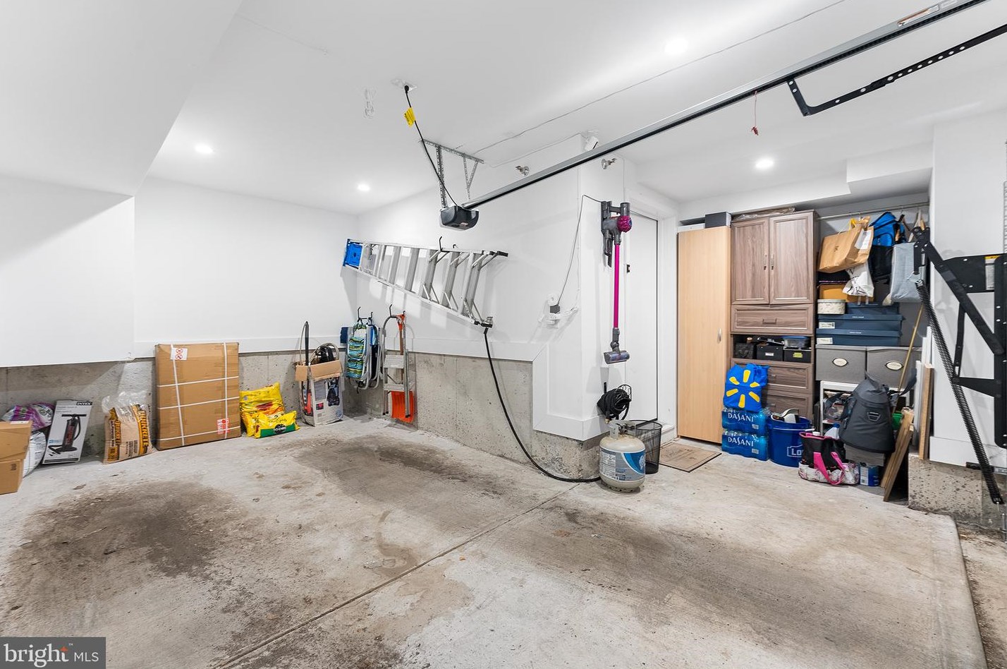 1315 Woodstock St, Philadelphia PA  19146-1439 exterior