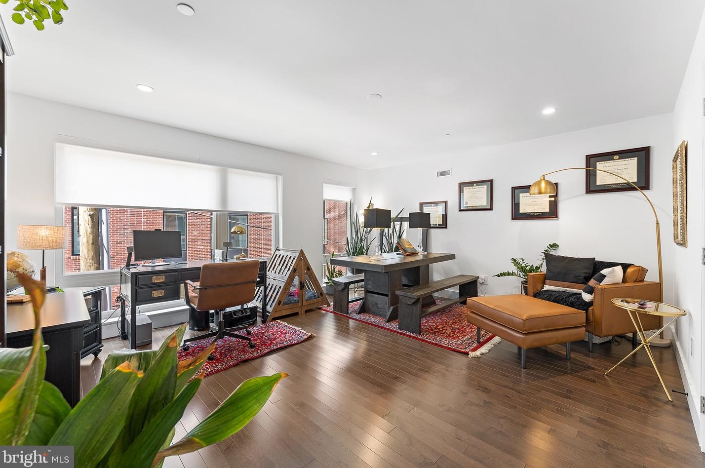 1315 Woodstock St, Philadelphia PA  19146-1439 exterior